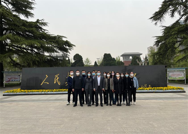 1648774924275566LxuZ.jpg 水環境公司赴西安烈士陵園組織開展“清明祭英烈”教育實踐活動.jpg