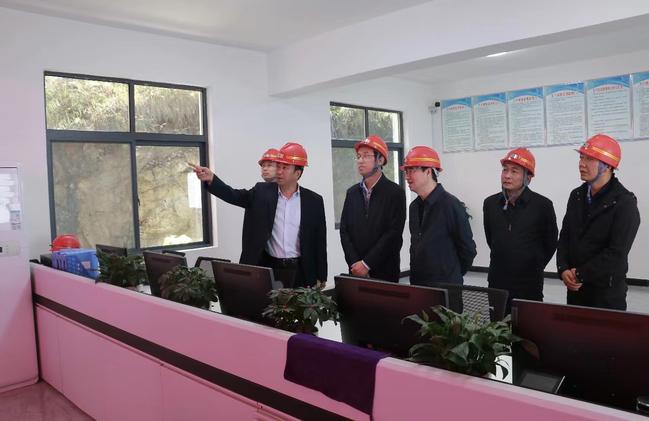 1698887070934411Ypz9.jpg 鼎豐礦業(yè)1.jpg