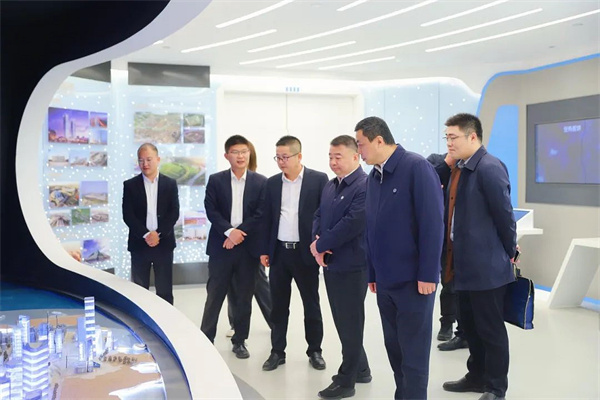 1743383872557877XJTC.jpg 陜西環保集團與中建新疆建工西北公司座談2.jpg